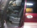 Kia Carnival 2000 Manual Red Van For Sale -4