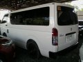 Well-kept Toyota Hiace 2017 COMMUTER M/T for sale-5