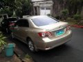 Well-maintained Toyota Corolla Altis 2011 for sale-3