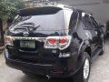 Toyota Fortuner V 4x4 12 automatic 2012 for sale-4