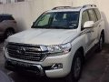 Land Cruiser Full Option 2018 (Brand new)with unit available-5