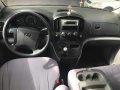 Good as new Hyundai Grand Starex 2009 for sale-8