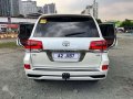 Well-maintained Toyota Land Cruiser 2018 for sale-11