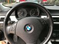 Good as new BMW 318i 2010 for sale-9