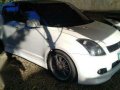 2006 Suzuki Swift Pearl White Pormado for sale -3