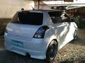 2006 Suzuki Swift Pearl White Pormado for sale -5