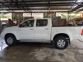Well-maintained Toyota Hilux 2008 for sale-4