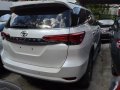 Good as new Toyota Fortuner V 2017 for sale-7