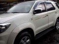 Rush sale Toyota Fortuner g  2011 model -0