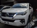 Good as new Toyota Fortuner V 2017 for sale-3