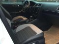 Late 2016 Volkswagen Jetta automatic for sale-4