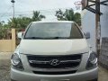 Good as new Hyundai Grand Starex 2009 for sale-0