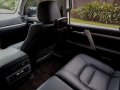 Almost brand new Toyota Land Cruiser Diesel 2017 for sale-6