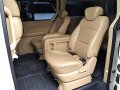 Good as new Hyundai Grand Starex 2010 for sale-3