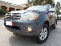 Well-maintained Toyota Fortuner G AT 2011 for sale-0