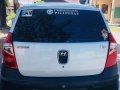 Almost brand new Hyundai I10 2012 Gasoline for sale-3
