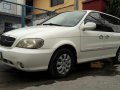 2005 model Kia Carnival local gas automatic for sale-0