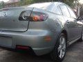 Mazda 3 2005 top of the line for sale-3