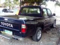 For sale Toyota Hilux 2001 model 4x2 diesel 2L manual tranny-0