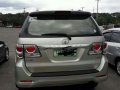 Rush sale Toyota Fortuner manual diesel 2.5g 2012-2