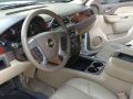 2011 Chevrolet Suburban White for sale-3