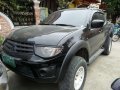 Mitsubishi Strada 4x4 AT 2010 for sale-2