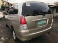 2010 Pristine Condition Toyota Innova E Manual diesel Gen 2-5