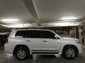 Well-kept Toyota Land Cruiser 2016 VX A/T for sale-8