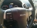 2015 Isuzu Dmax LS 2.5 4x2 MT for sale-3