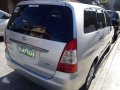 Toyota Innova j manual 2012 diesel for sale-3