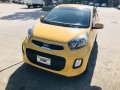 Kia Picanto AT 4km top of the line 2017 for sale-3