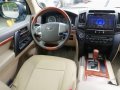 Good as new Toyota Land Cruiser 2015 for sale-8