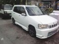 For sale white Nissan Cube 2000-0