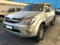 Well-maintained Toyota Fortuner 2006 for sale-2