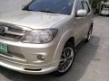 Toyota Fortuner matic 2.7vvti gas 2008 for sale-0