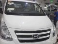 2018 Hyundai Starex Swivel Seat AT Promo 98k DP for sale-5