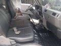 Nissan Urvan Escapade 2.7 two tone white 2017-4