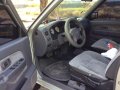 Nissan Frontier titinum 2003 A.T for sale-6