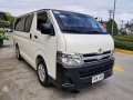 Toyota Hi Ace Commuter 2012 like Grandia for sale -1