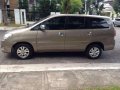 2010 Toyota Innova V 2.0 Top of the Line For Sale -4