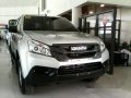 Isuzu MU-X 2017 for sale-1