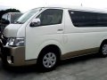 Toyota Hi Ace GL Grandia and Commuter 2018 For Sale -0