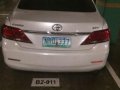 Toyota Camry 2.4V 2010 AT White Sedan For Sale -1