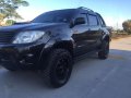 2011 Toyota Hilux top of the line 4x4 AT for sale-4