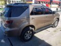 Toyota Fortuner V 2005 AT Brown SUV For Sale -1