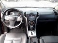 Well-maintained Isuzu MU-X 2016 for sale-9