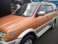 Isuzu Crosswind 2010 XUV AT Diesel Orange For Sale -1