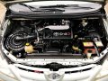 Toyota Innova E Automatic diesel 2006 for sale-3