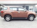 Well-maintained Isuzu MU-X 2016 for sale-7