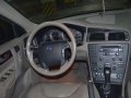 Volvo XC70 25T AWD AT Black SUV For Sale -4